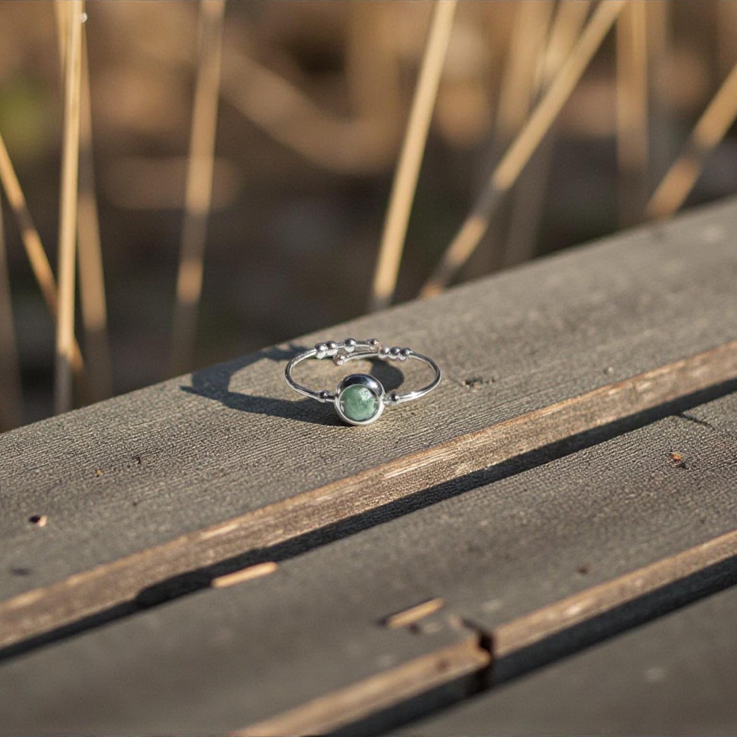 Emerald Gemstone Fidget Ring 02