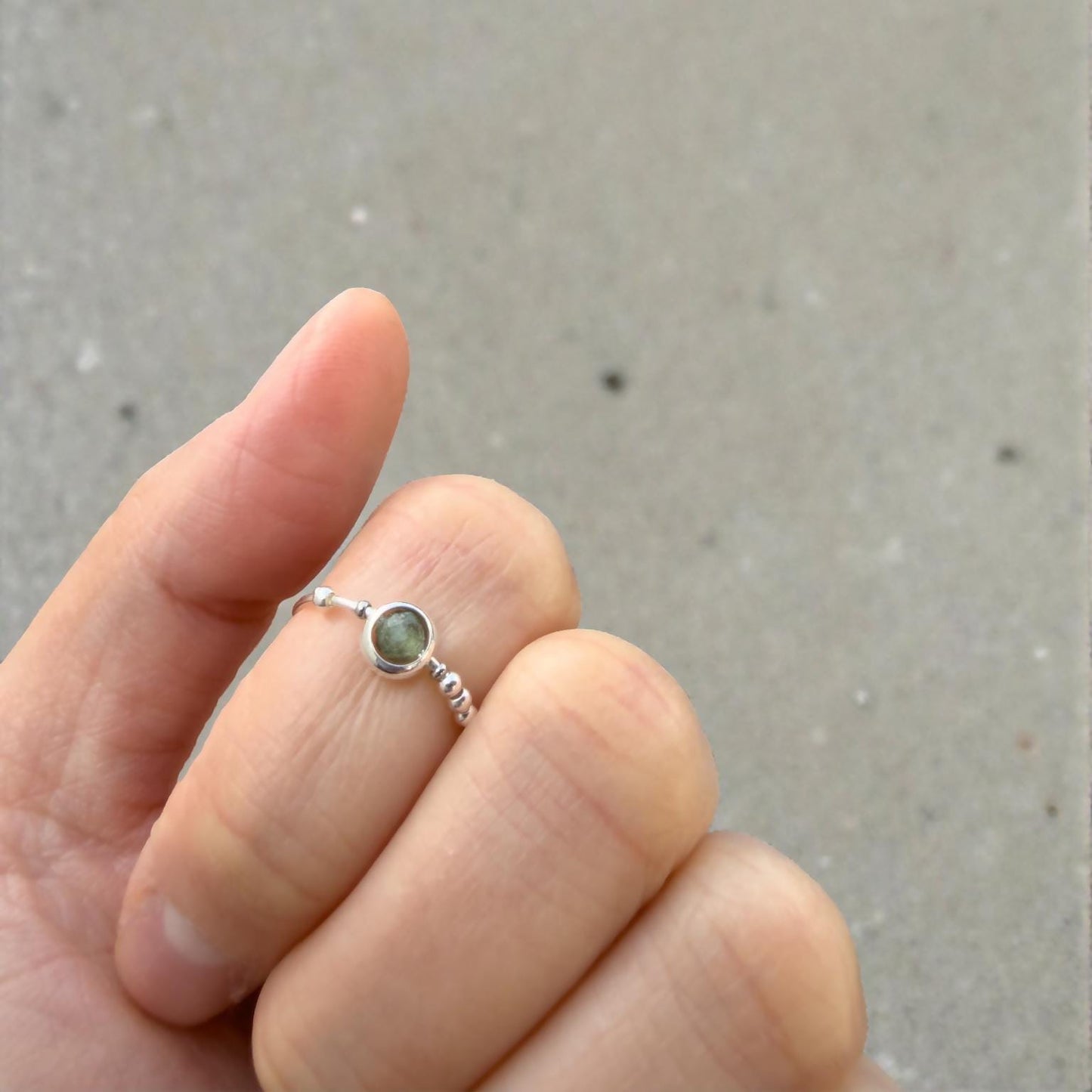 Green Apatite Gemstone Fidget Ring 03