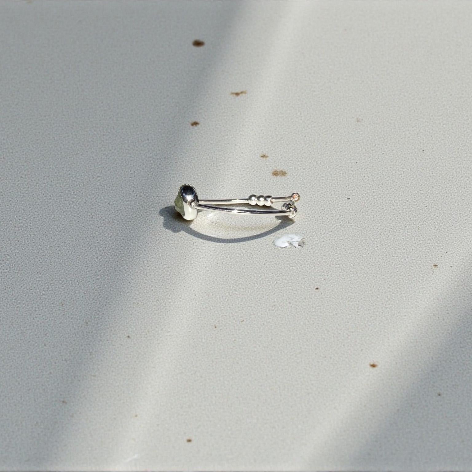 Green Apatite Gemstone Fidget Ring 05