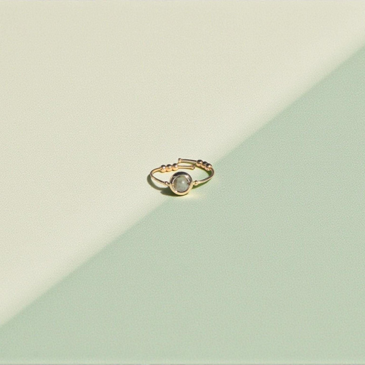 Labradorite Gemstone Fidget Ring 06