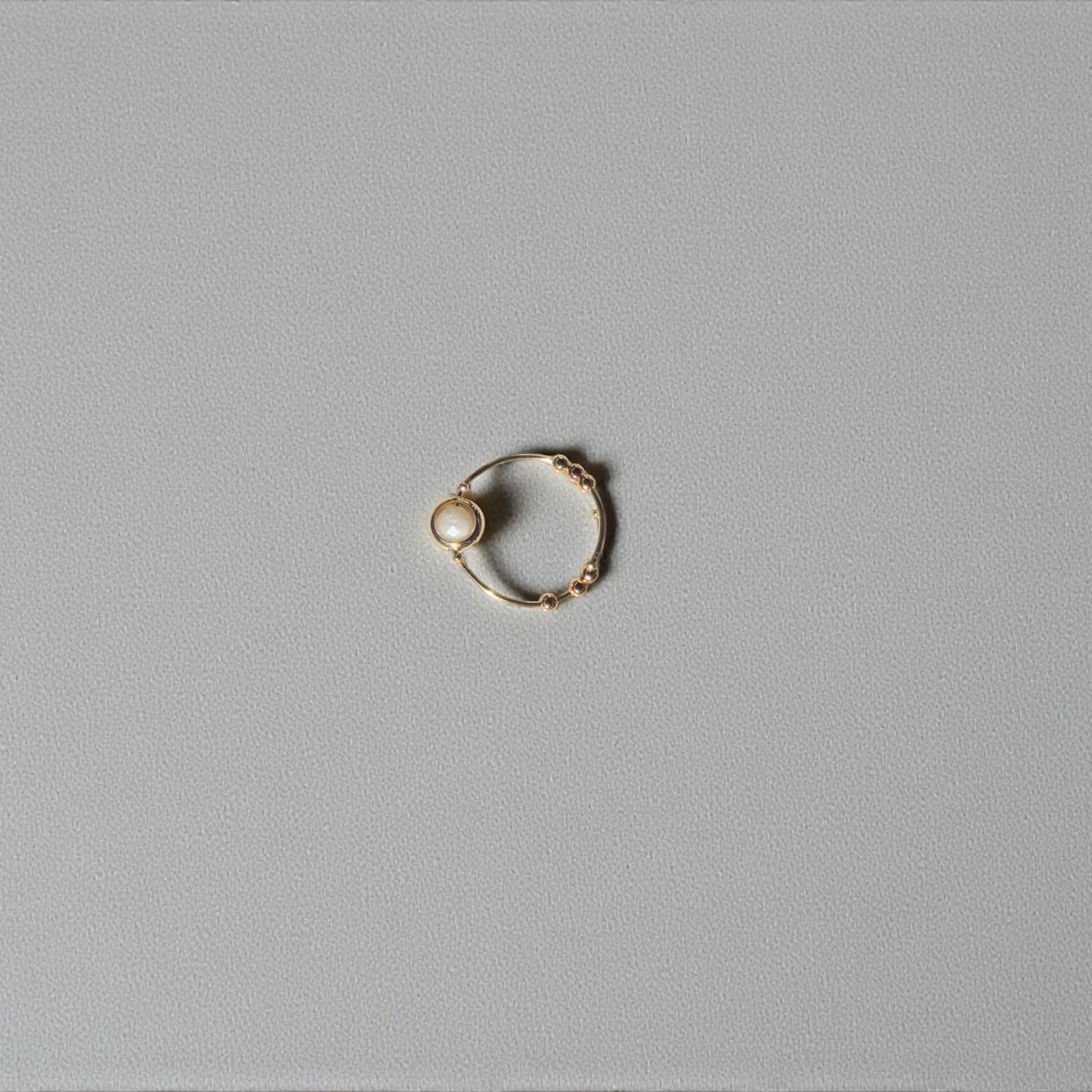 Moonstone Gemstone Stim Ring 06
