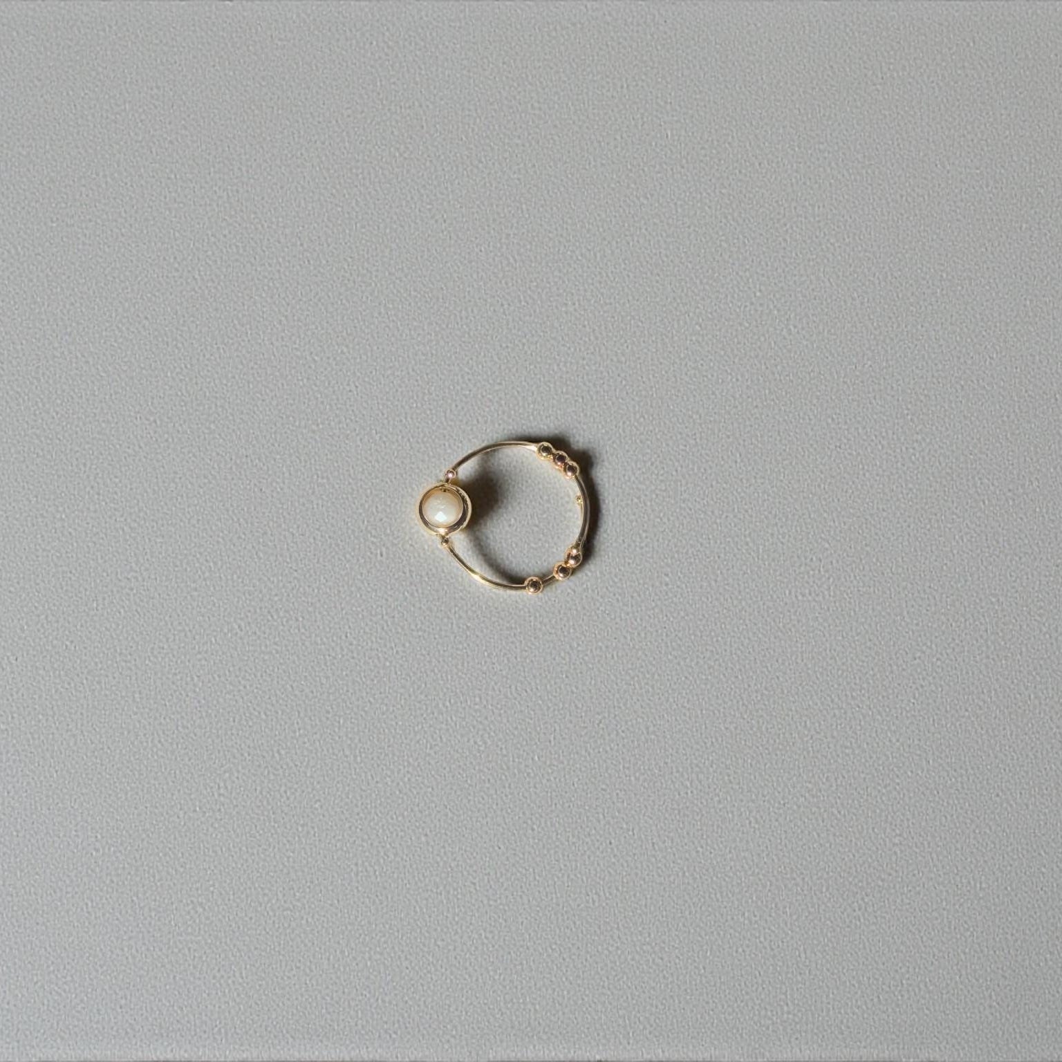 Moonstone Gemstone Stim Ring 06