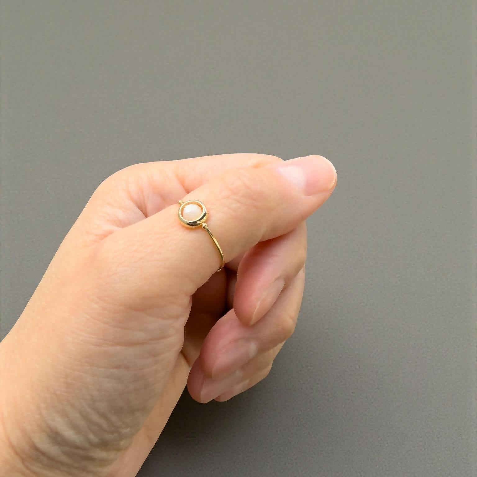 Moonstone Gemstone Stim Ring 08